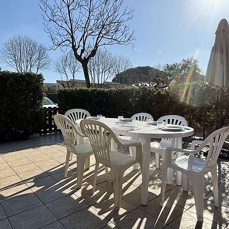 Maison 2 Pieces Avec Mezzanine, Piscine Et Parking Prives, 6 Couchages A 700M De La Plage - Argeles-Sur-Mer - Fr-1-225-74 Εξωτερικό φωτογραφία