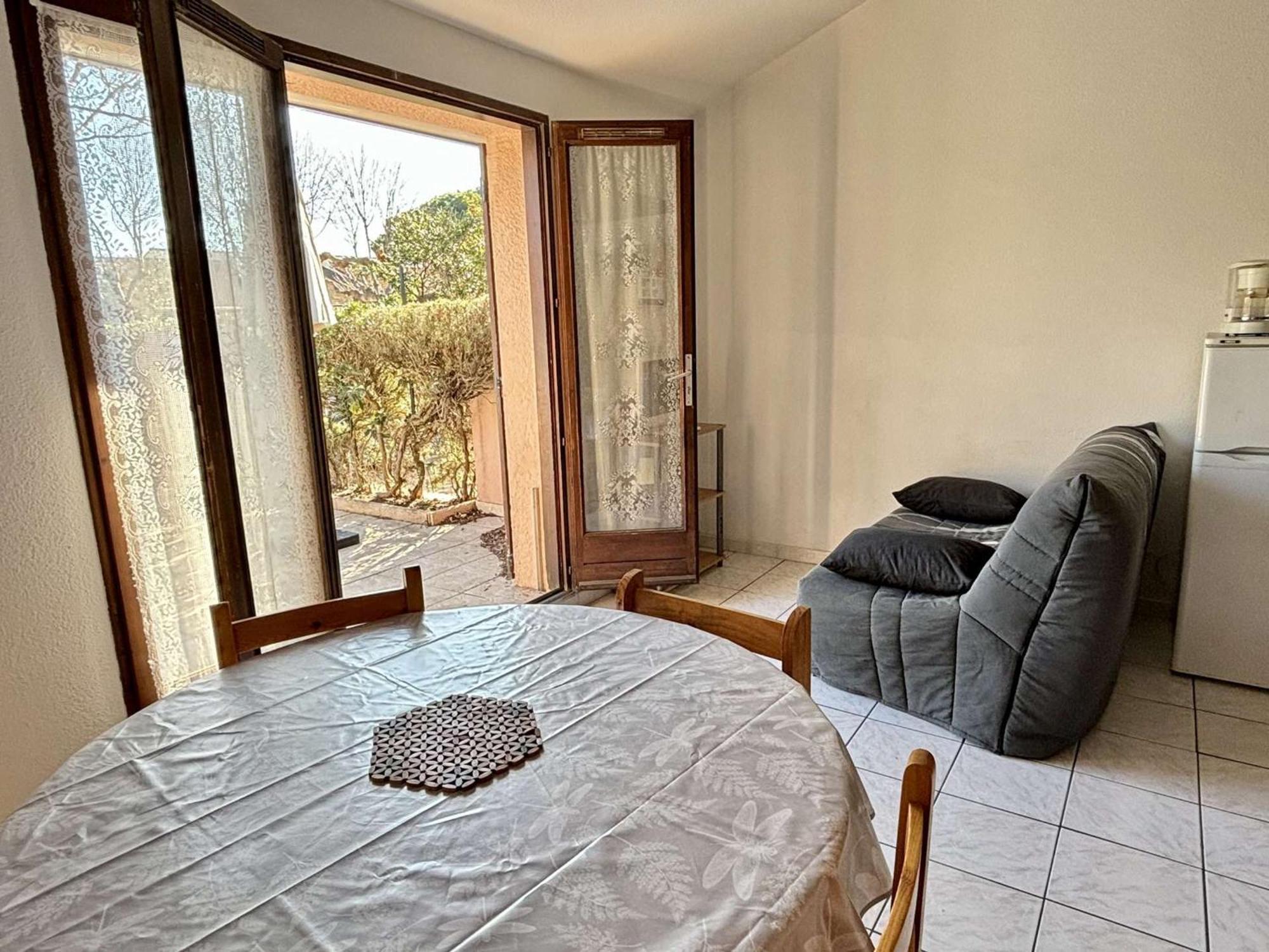 Maison 2 Pieces Avec Mezzanine, Piscine Et Parking Prives, 6 Couchages A 700M De La Plage - Argeles-Sur-Mer - Fr-1-225-74 Εξωτερικό φωτογραφία